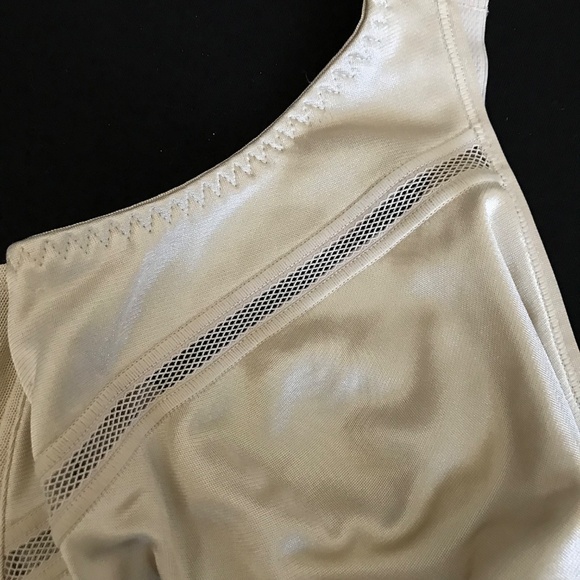 BREEZIES UltimAir Bra Tan Underwire Women’s Plus Size 44DD Size 44E - Picture 5 of 16